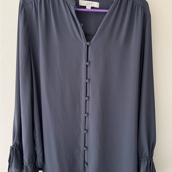 Loft SZ L Gray Bell Ruffle Tie Sleeves Button Down Blouse Shirt Women’s Top - Picture 4 of 8